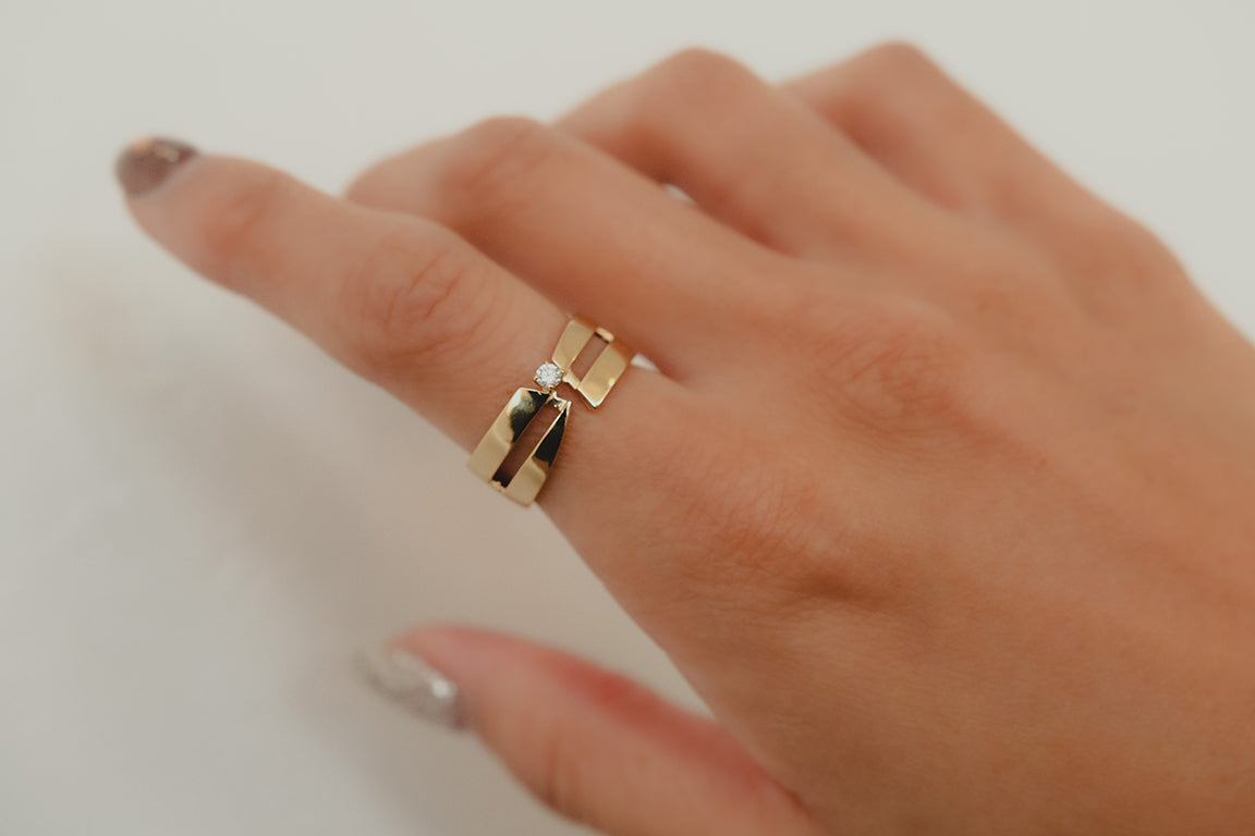 moca K10YG ダイヤリング