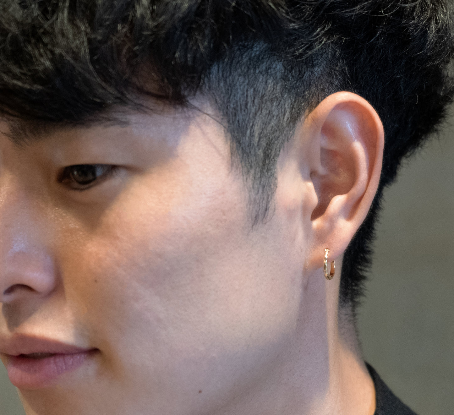 LAKAS K18YG hoop earring