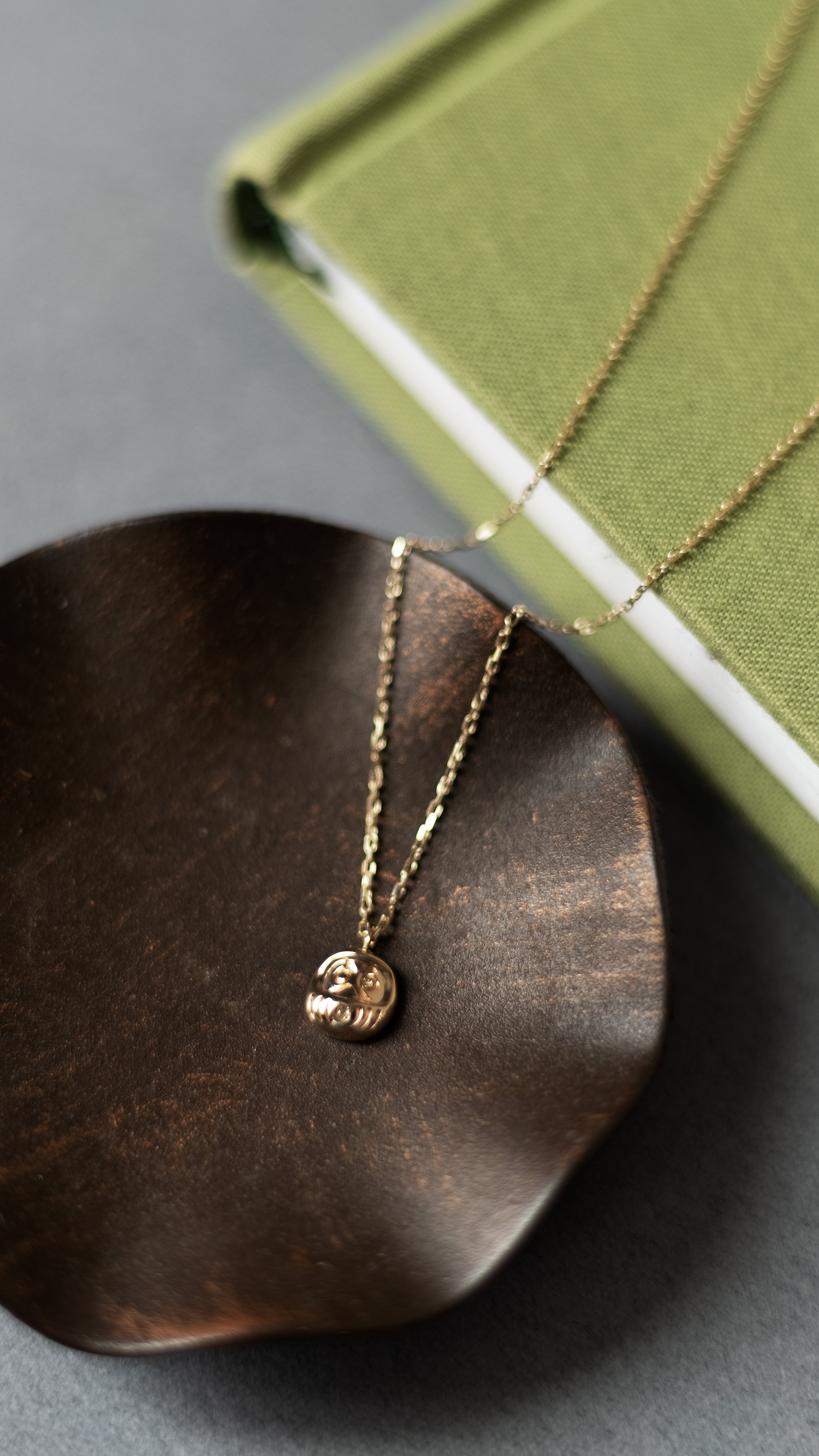 【限定値下げ】hazama 鏡よ鏡のネックレス　ha|za|ma MARIHA]Silent Moon ネックレス | KOBUNSHA SELECT SHOP