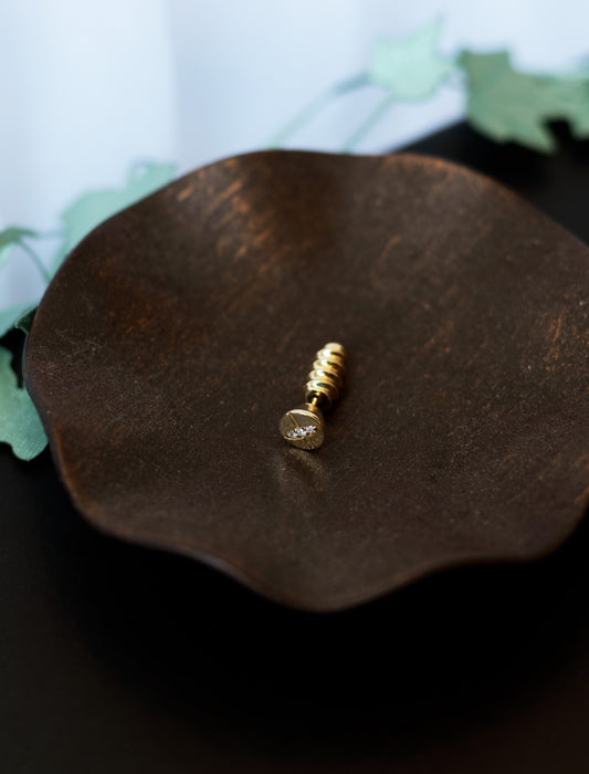 LAKAS K18YG screw earring